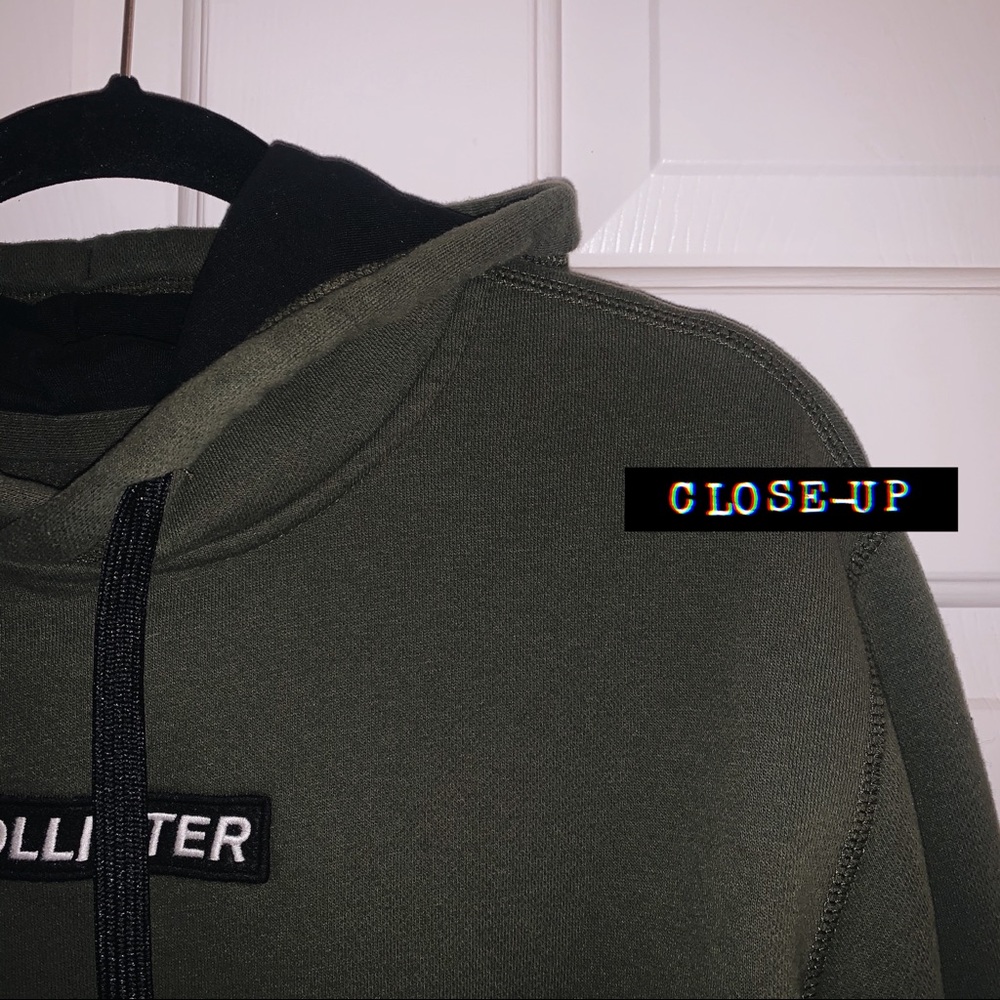 Hollister Men’s Logo Hoodie in Olive Green